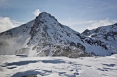 Salita invernale da Carona al MONTE MADONNINO e RESEDA l'11 febbraio 2012  - FOTOGALLERY